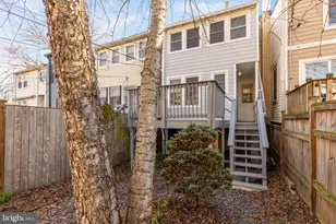 38 Sherman Cir NW, Washington, DC 20011 - Photo 17