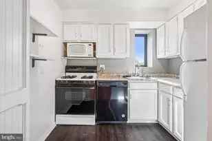 3701 Connecticut Ave NW, Washington, DC 20008 - Photo 13