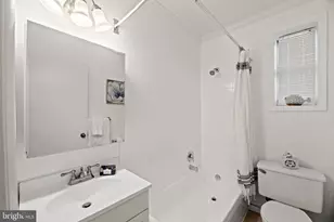 3051 Idaho Ave NW, Washington, DC 20016 - Photo 17