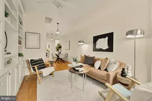 909 8th St NE, Washington, DC 20002 - Photo 5