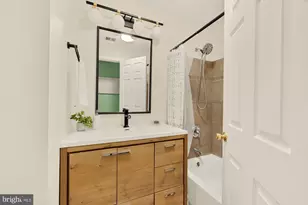 909 8th St NE, Washington, DC 20002 - Photo 17