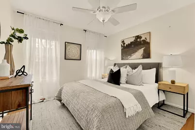 909 8th Street NE, Washington, DC 20002 - Photo 11