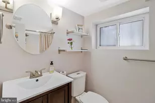 503 I St NE, Washington, DC 20002 - Photo 29