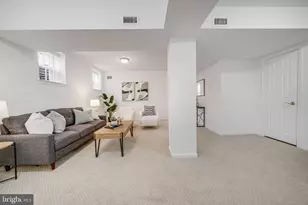 3701 39th St NW, Washington, DC 20016 - Photo 21