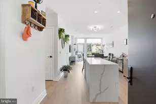 900 11th St SE, Washington, DC 20003 - Photo 3