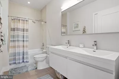 900 11th Street SE #203, Washington, DC 20003 - Photo 15