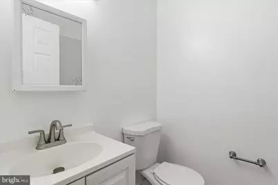 221 20th Street NE #3, Washington, DC 20002 - Photo 25