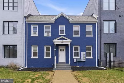 221 20th Street NE #4, Washington, DC 20002 - Photo 1