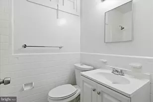 221 20th St NE, Washington, DC 20002 - Photo 27