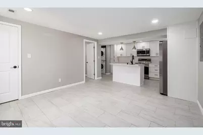 1319 C Street NE #B, Washington, DC 20002 - Photo 9