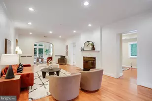 2739 Chesapeake St NW, Washington, DC 20008 - Photo 9