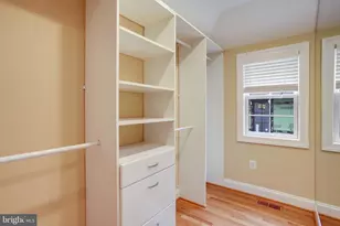 2739 Chesapeake St NW, Washington, DC 20008 - Photo 19