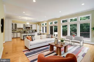 2739 Chesapeake St NW, Washington, DC 20008 - Photo 11