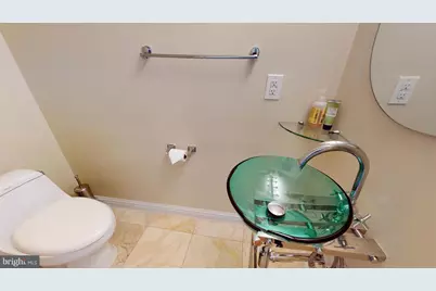 615 16th Street NE, Washington, DC 20002 - Photo 5