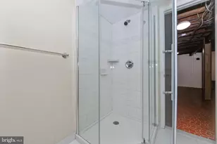 2448 Tunlaw Rd NW, Washington, DC 20007 - Photo 35