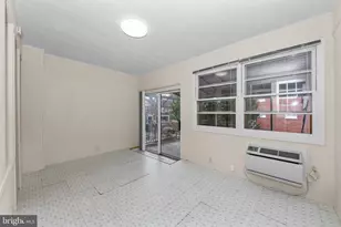 2448 Tunlaw Rd NW, Washington, DC 20007 - Photo 15