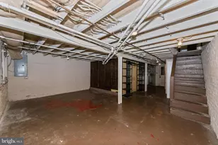 1014 Independence Ave SE, Washington, DC 20003 - Photo 31