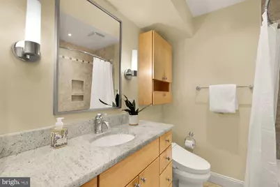 1915 Calvert Street NW #301, Washington, DC 20009 - Photo 23