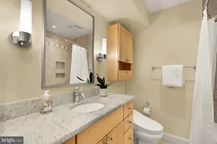 1915 Calvert St NW, Washington, DC 20009 - Photo 23