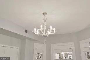 1915 Calvert St NW, Washington, DC 20009 - Photo 17