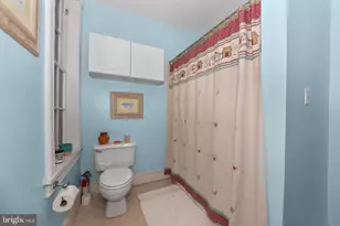 1011 Independence Ave SE, Washington, DC 20003 - Photo 37