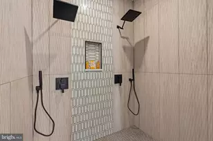 1203 G St NE, Washington, DC 20002 - Photo 35