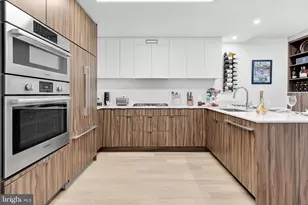 37 L St SE, Washington, DC 20003 - Photo 9