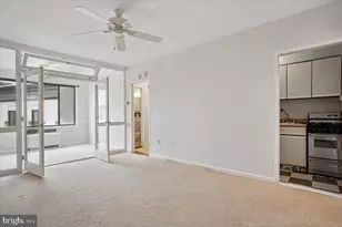 1 Scott Cir NW, Washington, DC 20036 - Photo 7