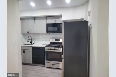 220 33rd Street NE, Washington, DC 20019 - Photo 3