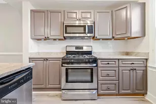 1264 Penn St NE, Washington, DC 20002 - Photo 13