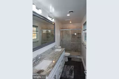 3320 Oxon Run Road SE, Washington, DC 20032 - Photo 19