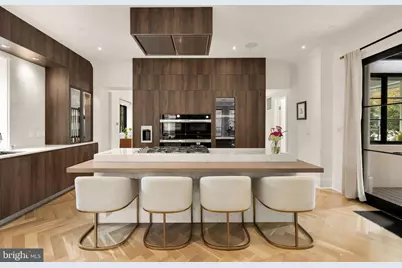 3302 Cleveland Avenue NW, Washington, DC 20008 - Photo 3