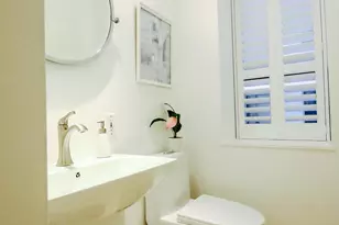 2123 California St NW, Washington, DC 20008 - Photo 19