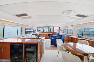 650 Wharf St SW, Washington, DC 20024 - Photo 11