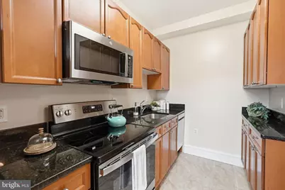 1613 Harvard Street NW #501, Washington, DC 20009 - Photo 9