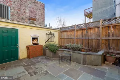 315 Constitution Avenue NE, Washington, DC 20002 - Photo 15