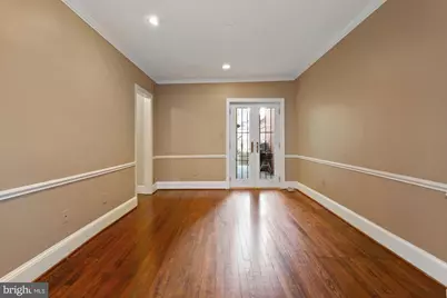 315 Constitution Avenue NE, Washington, DC 20002 - Photo 9