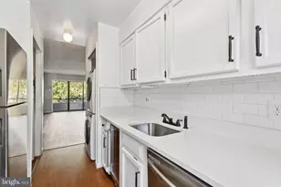 3115 Hawthorne Dr NE, Washington, DC 20017 - Photo 3