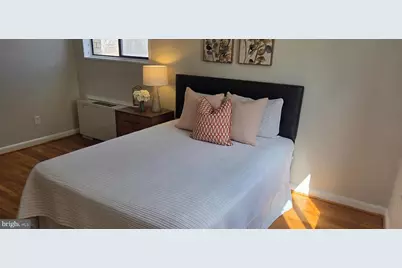 305 C Street NE #202, Washington, DC 20002 - Photo 19