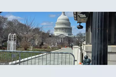 305 C Street NE #202, Washington, DC 20002 - Photo 23