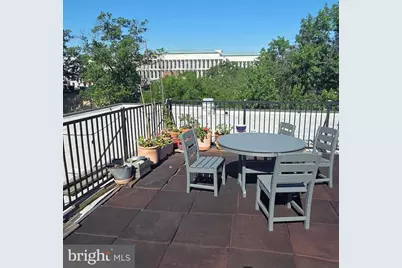 305 C Street NE #202, Washington, DC 20002 - Photo 25