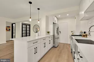 4201 Cathedral Ave NW, Washington, DC 20016 - Photo 25