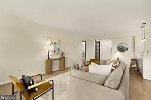 4201 Cathedral Ave NW, Washington, DC 20016 - Photo 13