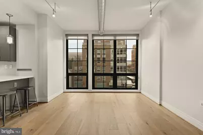 301 H Street NE #305, Washington, DC 20002 - Photo 5