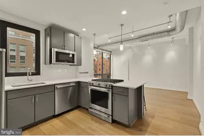 301 H Street NE #305, Washington, DC 20002 - Photo 11