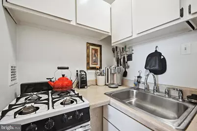 950 25th Street NW #721N, Washington, DC 20037 - Photo 15