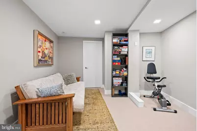 700 New Hampshire Avenue NW #421, Washington, DC 20037 - Photo 35