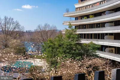 700 New Hampshire Avenue NW #421, Washington, DC 20037 - Photo 15