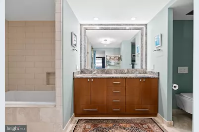 700 New Hampshire Avenue NW #421, Washington, DC 20037 - Photo 49