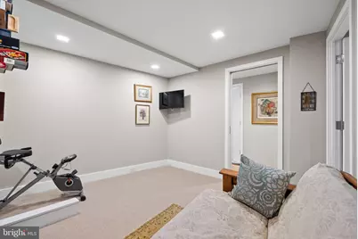 700 New Hampshire Avenue NW #421, Washington, DC 20037 - Photo 37